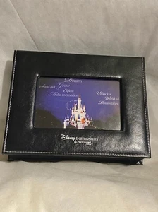 Walt Disney Leather Jewelery Box exclusive Cast Member Item - Picture 1 of 8