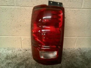 DRIVER LEFT TAIL LIGHT W/METALLIC COATED BODY FITS 97-02 EXPEDITION 56489 - Picture 1 of 3