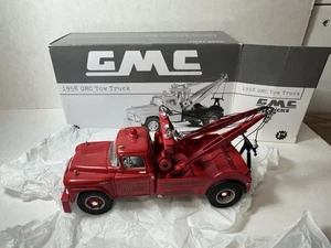 First Gear 1958 FDNY GMC Tow Truck Fire Dept. 1/34 Diecast #19-2408 NEW NIB - Picture 1 of 15