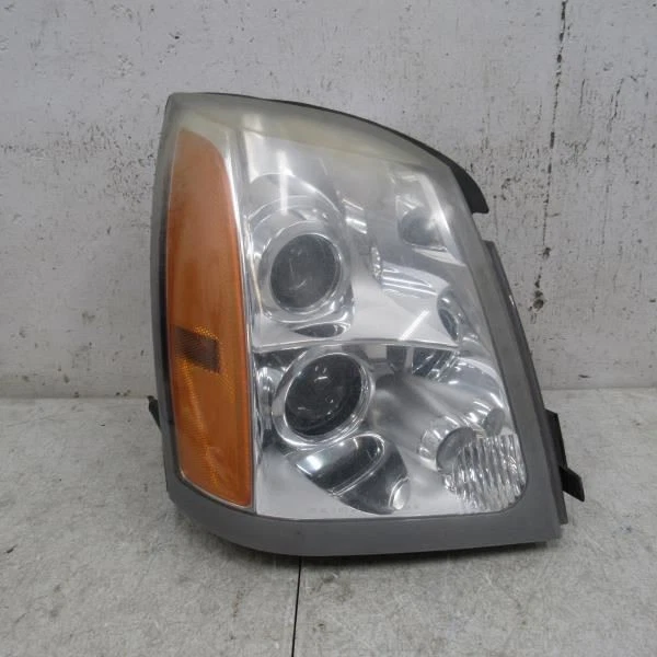 Passenger Headlight HID Opt TT6 w/Adaptive Headlamp Cadillac SRX 04 05 06 07 Foto 1 de 4