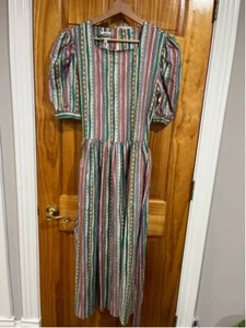 Abito da tè vintage usato in ottime condizioni LAURA ASHLEY anni 90 maniche a sbuffo motivo a righe taglia 10 - Foto 1 di 7