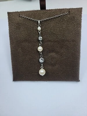 Colar de metal, strass e pérolas Konplott por Miranda Ko - Imagem 1 de 3