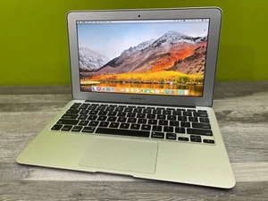 2011 MacBook Air 11" - 1.6GHz Core i5 - 4GB - 128GB SSD - macOS - ONLY 9 Cycles - Picture 1 of 18