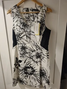 Karen Millen Monochrome Black And White Floral Skater Dress Uk 14, RRP £145 - Picture 1 of 6