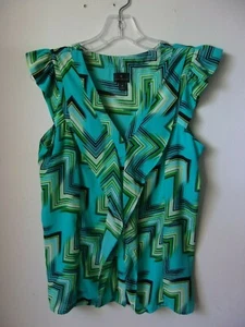 Medium WORTHINGTON Geometric Multi-Colored V-Neck Flutter Sleeve Blouse - Picture 1 of 3