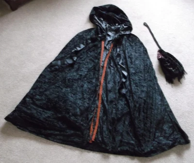 Capa y bolso unisex de terciopelo negro aplastado estilo victoriano. 105 cm de largo. Foto 1 de 3