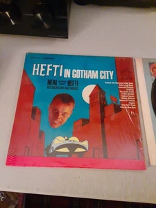 Neal Hefti His Orchestra & Chorus, Hefti In Gotham City (LP, 1966) NM/VG+ Tested - Foto 1 di 4