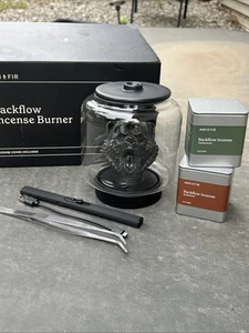 Ash & Fir Backflow Incense Burner Cones Smoke Bundle Mountain Bear Sculpture - Picture 1 of 12