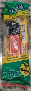 NIB Vintage Peanuts Lucy van Pelt PEZ Dispenser - RED STEM NEW IN BAG - Foto 1 di 3