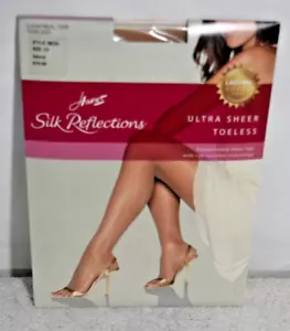 Collant Hanes Silk Reflections Ultra Trasparente Senza Punta CD Naturale Nuovo in Confezione - Foto 1 di 8