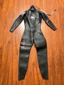 Blue Seventy Fusion Damen Triathlon Neoprenanzug Full Sleeve Größe Medium WM - Bild 1 von 11