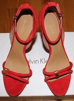 SANDALIA CALVIN KLEIN NATHALI KID LÁPIZ LABIAL GAMUZA ROJA CORREA AL TOBILLO TALLA 9M Foto 1 de 4