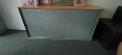 armadio basso a rullo in faggio colore argento - Immagine 1 di 2