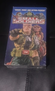 Small Soldiers VHS Sealed - Picture 1 of 3