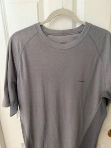 patagonia Herren Hemd Large Grau Kurzarm Seitenschlitze - Bild 1 von 3