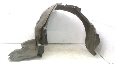 Carcasa del paso de rueda derecha Lexus IS250 IS220 2008 revestimiento del paso de rueda delantero gasolina  Foto 1 de 4