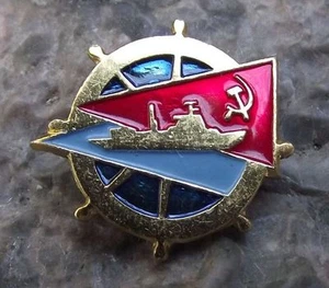 Schiffsrad nautisches Steuergerät mit sowjetischem Kriegsschiff und russischem Flaggenabzeichen - Bild 1 von 3