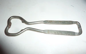 Vintage Metal Bottle Opener “Fresh Up With Seven-Up" Large 4 3/4" Long S-15 - Picture 1 of 3