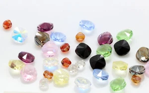 Cuentas de cristal cuadradas (dos agujeros) Superior PRIMERO 5180 * Muchos colores y tamaños - Imagen 1 de 13