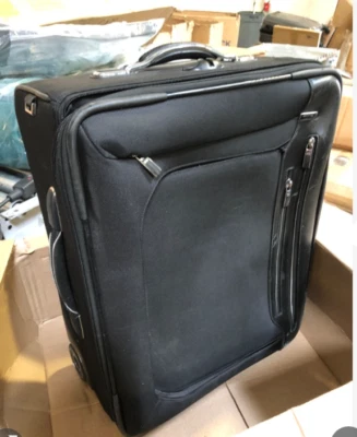 Maleta de mano Tumi - Llegada - Continental “Heathrow” - Negra 25021D Foto 1 de 4