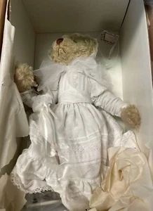 Gallery Teddy Bear Katherine with Box - Picture 1 of 3