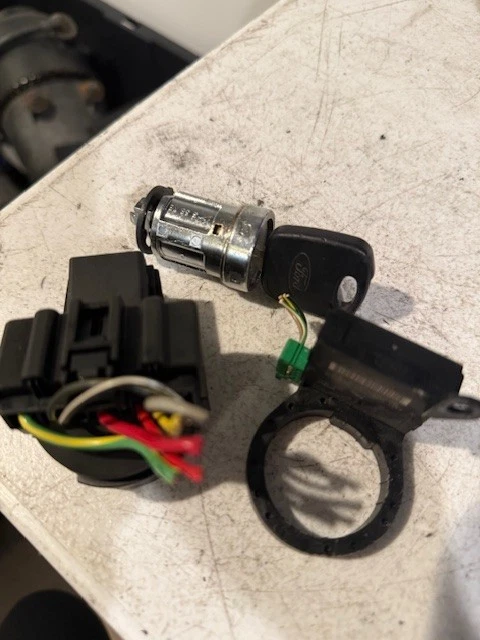 00-08 Interruptor de encendido Ford F150 Explorer Focus Selonoid 98AB-11572-AF Foto 1 de 3