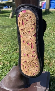 Turn Two black neoprene Splint/Sport boots w/pink filigree leather M horse - Picture 1 of 4