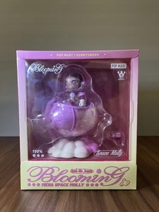 Blooming Mega Space Molly 100% Vanda Miss Joaquin POP MART x KENNYSWORK - Picture 1 of 5