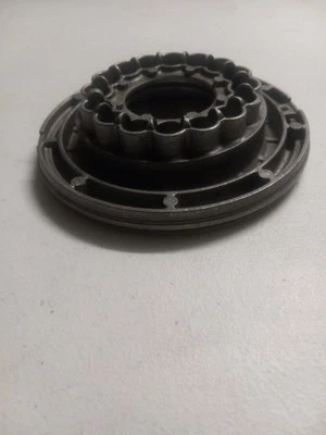 PISTÓN DE TAMBOR DIRECTO USADO TH400 6 EMBRAGUE CON BOLA DE VERIFICACIÓN #8625391 Foto 1 de 4