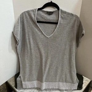 VINCE Women’s Dolman Cap Sleeve Knit Gray Sweater Top Size S - Picture 1 of 5
