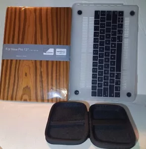 Custodia rigida Woodgrain Toughshell per Apple MacBook Pro + cover tastiera 13" 2 pz - Foto 1 di 6