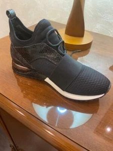 Italian black women sneakers size 38 - Picture 1 of 6