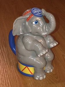 Taza Ringling Brothers And Barnum & Bailey Circo Elefante Tapa Abatible Recuerdo - Imagen 1 de 9