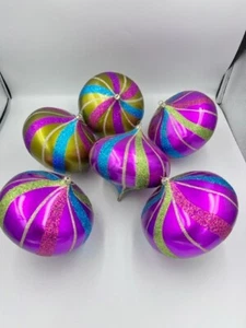 ORNAMENTOS NAVIDEÑOS Estilo Cebolla PRUEBA DE ROTURAS Púrpura Dorado Azul, 6.5" Alto Set 6 - Imagen 1 de 5
