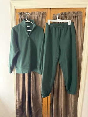 Suéter Aritzia TNA Sweetfleece Mega Fit Plus Joggers Talla s Negro Foto 1 de 4