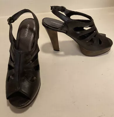 xhilaration 5.5M Sandals Brown Teardrop Cutout Sides 4.5" Platform Heels NEW - Image 1 of 4