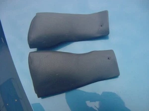 2 Excellent Used Knee Pads Triumph Spitfire 1973-75 MKIV 1500 LH + RH pair - Picture 1 of 2