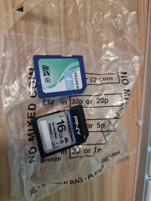 2 x 16GB 4GB FUJIFILM PNY  SDHC Class 10 SD Memory Cards Job Lot J17 - Image 1 of 3