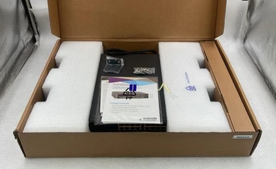 Netgear XS728T-100NES 28-Port 10-Gigabit Smart Managed Pro Network Switch - Image 1 of 4