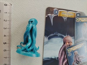 STAR VAMPIR MINIATUR + KARTEN / ABGRUNDLEGENDEN / SCHWERT & ZAUBEREI / M371 - Bild 1 von 1