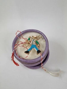 Martisor Cosar ,Märzchen,Breloque,Pendentif Comme Ramoneur en Métal Bleu - Picture 1 of 3