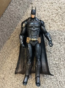 Batman Arkham Knight DC Collectibles Batman 7" aus 3er Pack ohne Zubehör - Bild 1 von 3