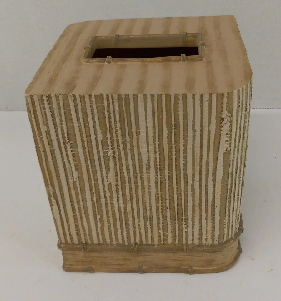 Cubierta de caja de pañuelos Croscill cerámica "papel de paja" pintada a mano beige 5,5 x 5,5 x 6 Foto 1 de 4