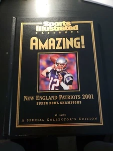 Libro originale 2001 New England Patriots Tom Brady Amazing SB XXXVI Champs SI HC - Foto 1 di 3