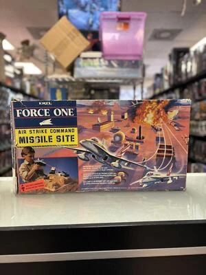 Sitio de Misles del Comando de Ataque Aéreo (Vintage Force One, ERTL) ABIERTO Foto 1 de 4