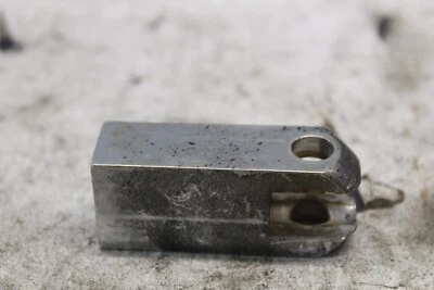 50615-83 Apoyo reposapiés 1998 Haley Davidson Sportster 883 Foto 1 de 4