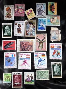 Miscellaneous Mixed Worldwide Stamps Rwanda, Australia, Flowers, Olympics - Picture 1 of 2