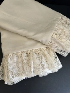Vintage Rüschen Spitze Standard Kissenbezüge Kissenbezüge Paar Beige Elfenbein Landhaus - Bild 1 von 23