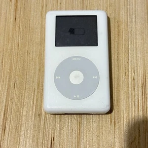 iPod Classic 4thGen White 20GB A1099 Stuck On Apple Logo Parts/Repair Only Read - Picture 1 of 10