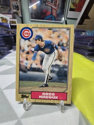 1987 Topps Traded Greg Maddux Rookie #70T Chicago Cubs RC Braves - Image 1 of 2